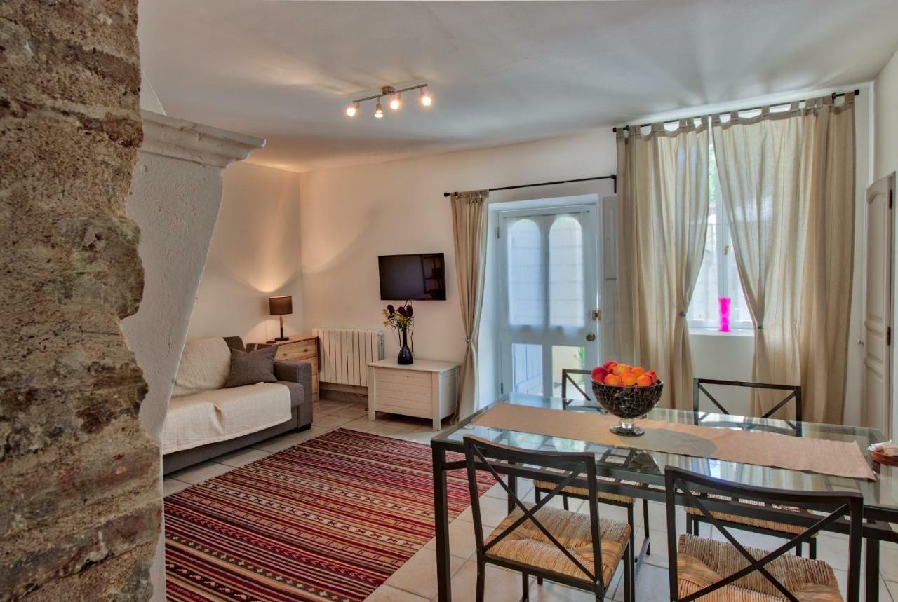 Les Beaux Chenes Villa Pont-de-Barret Kültér fotó